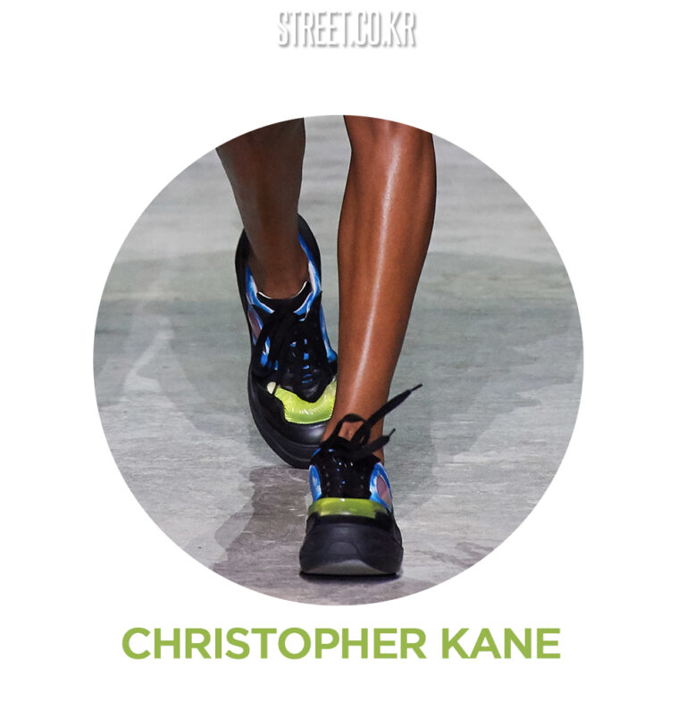 streetfoot_vol151_2020ss_shoes_trend_women_christopherkane
