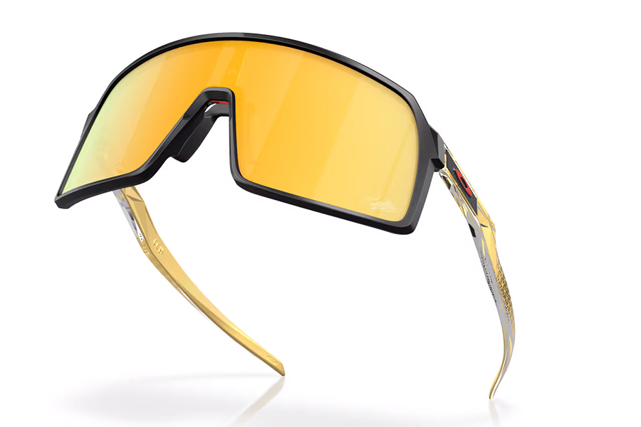 https___hypebeast.com_image_2024_01_oakley-lunar-new-year-2024-capsule-images-release-info-7